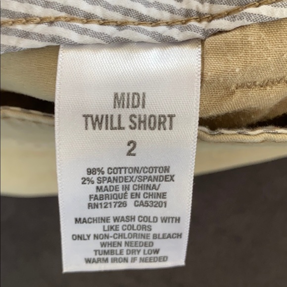 Shorts - Picture 4 of 7